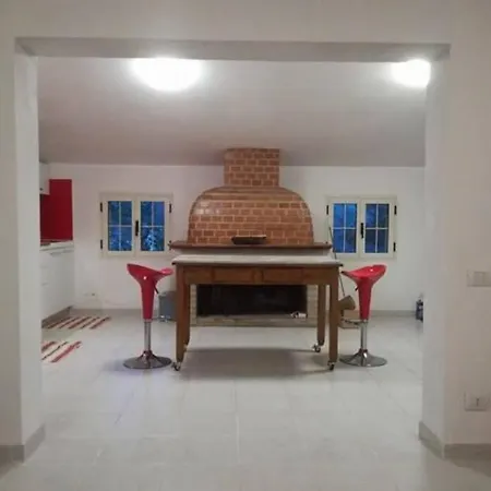 Big Relax With Swimming Pool And A Peaceful Garden In A Private דירה Sestu