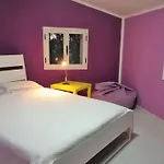 Big Relax With Swimming Pool And A Peaceful Garden In A Private 公寓 *