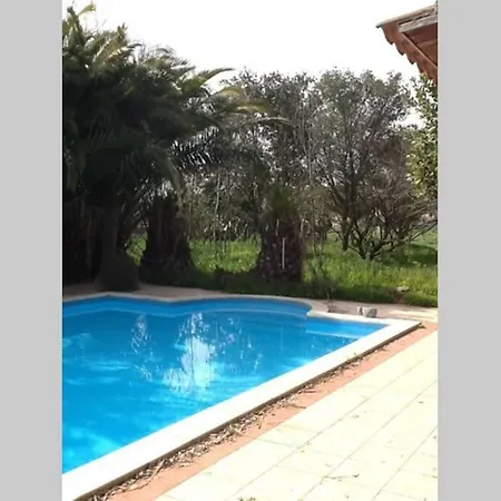 Big Relax With Swimming Pool And A Peaceful Garden In A Private Apartment *