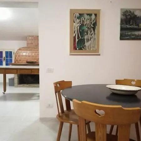 Big Relax With Swimming Pool And A Peaceful Garden In A Private Apartment