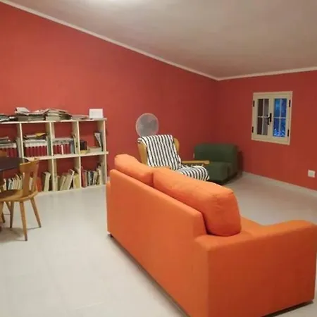 Big Relax With Swimming Pool And A Peaceful Garden In A Private Apartment