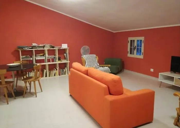 Big Relax With Swimming Pool And A Peaceful Garden In A Private Appartement